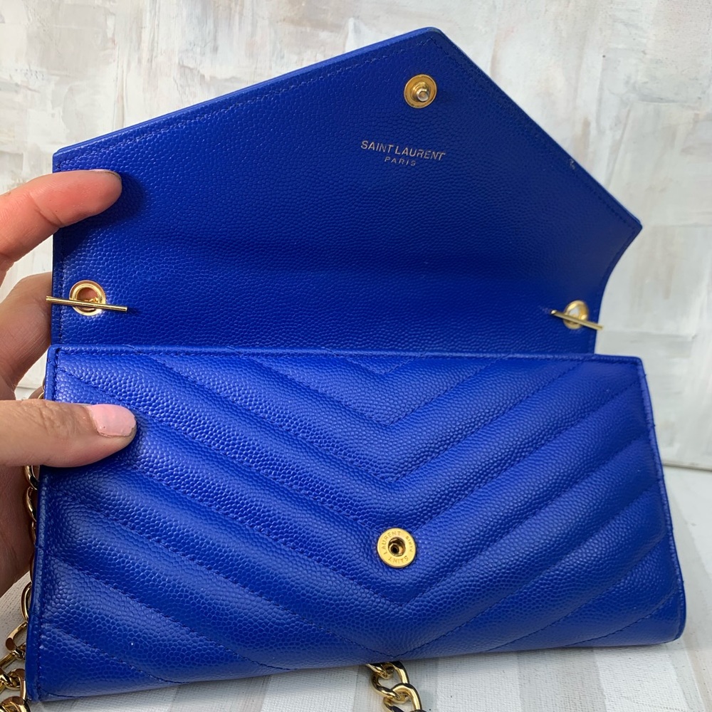 📌SOLD YSL Blue Chained Wallet - Picture 5 of 8